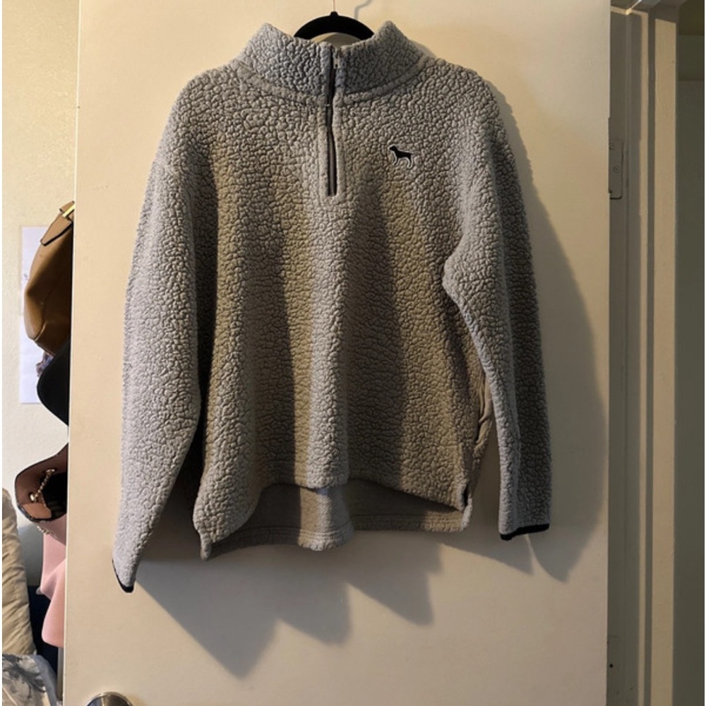 Half zip sweatshirt